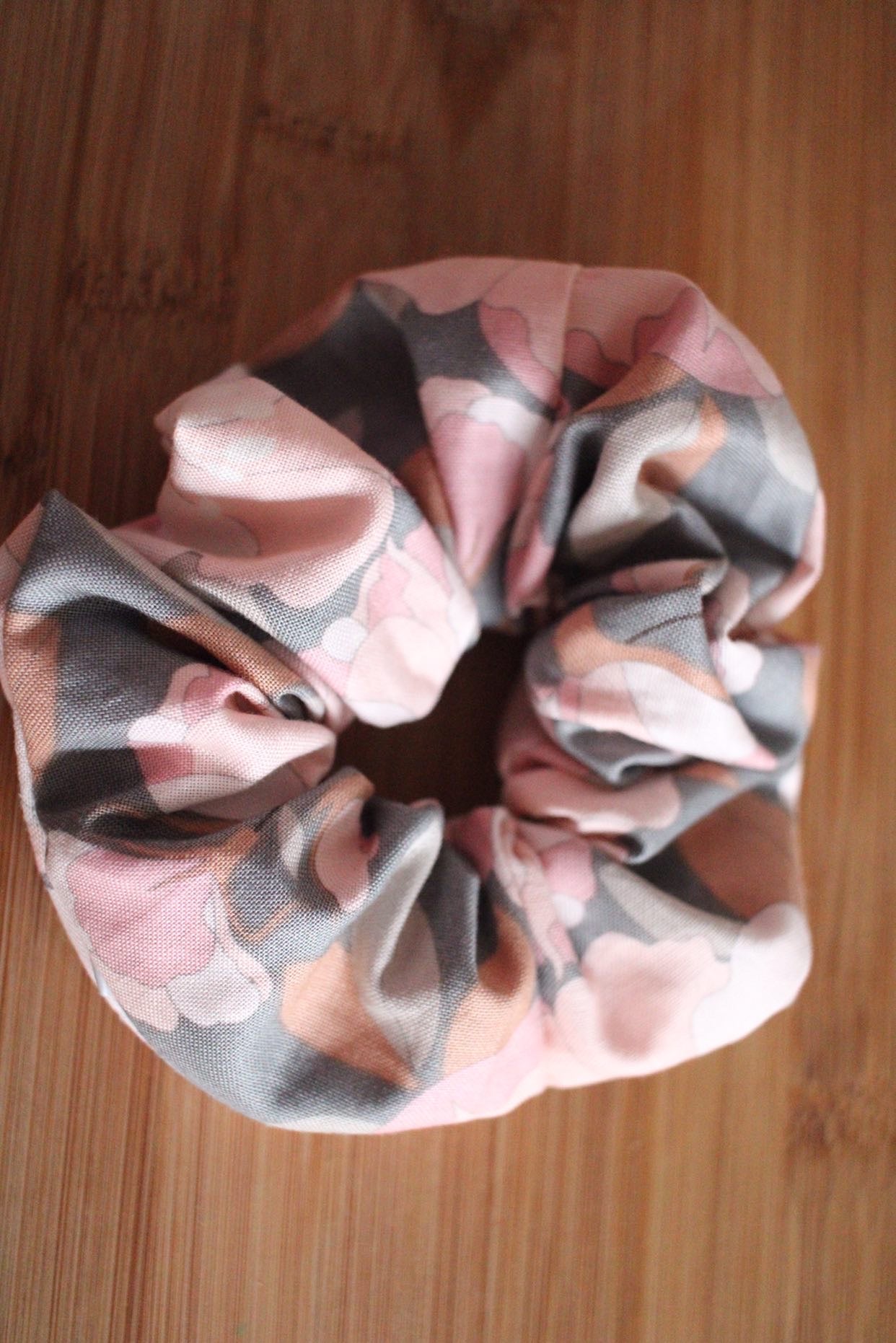 Boho Floral Zipper Scrunchie